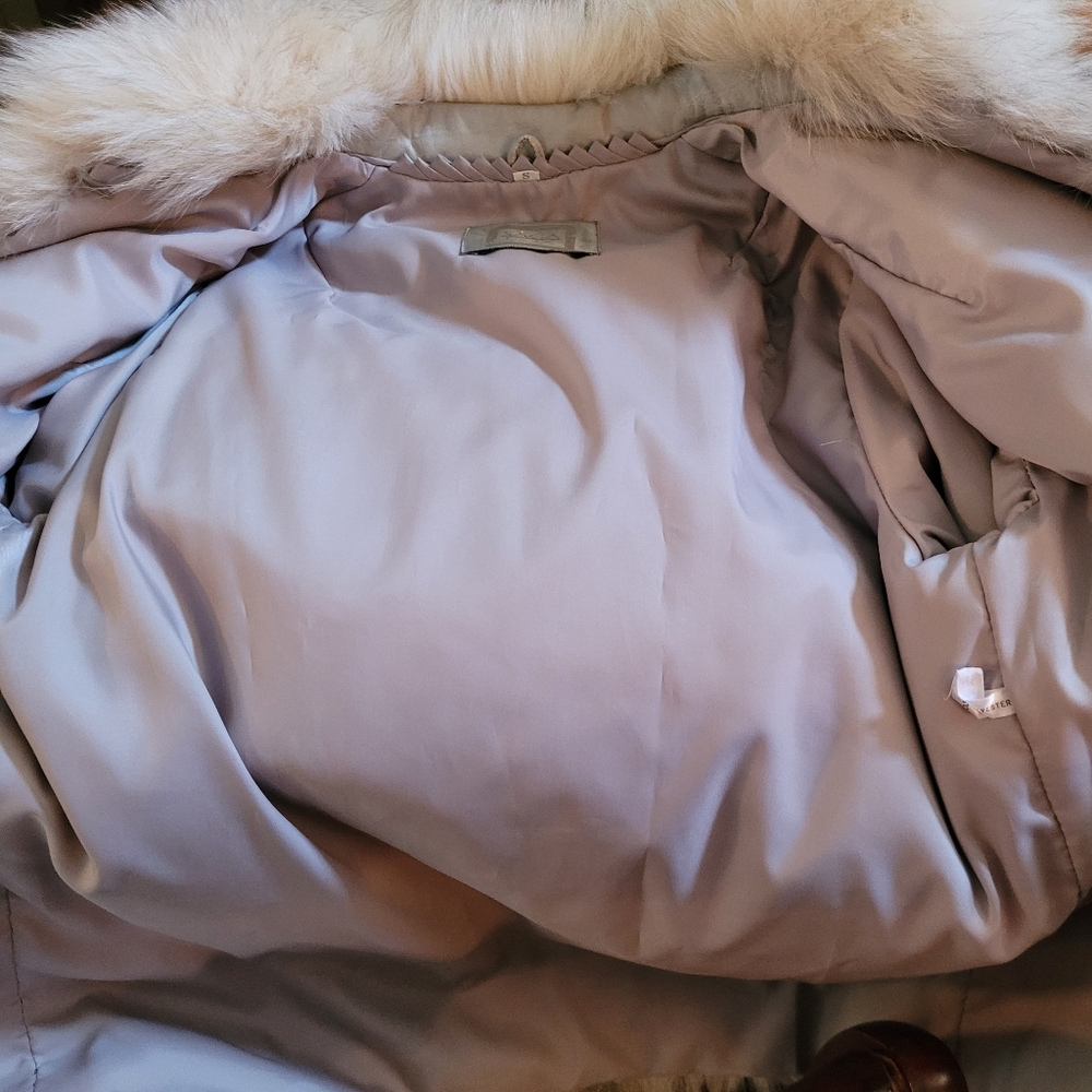 Saga Fox Fur Coat Jacket Small Glamorous Luxury Smoke Free Clean - Picture 8 of 12